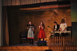 teatra svetki Ikskile (303)85